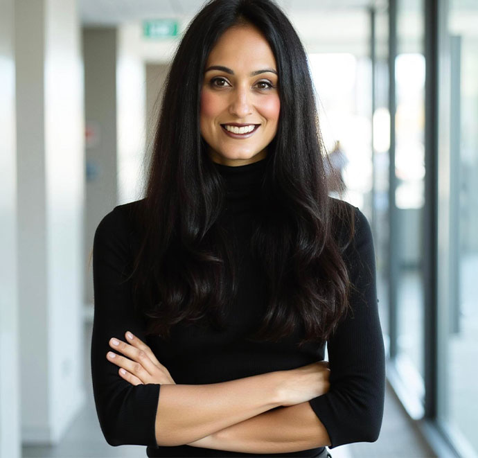 Shivani Chadha, MD, diabetic neuropathy treatment provider in Willowbrook